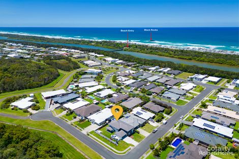 Property photo of 12 Lindwall Avenue Pottsville NSW 2489