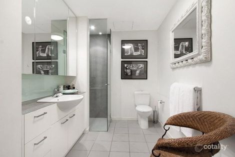 Property photo of 1801/20 Rakaia Way Docklands VIC 3008