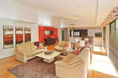 Property photo of 7 Nougat Crescent Yalyalup WA 6280