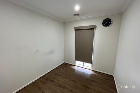 Property photo of 16 Tankard Drive Cranbourne East VIC 3977
