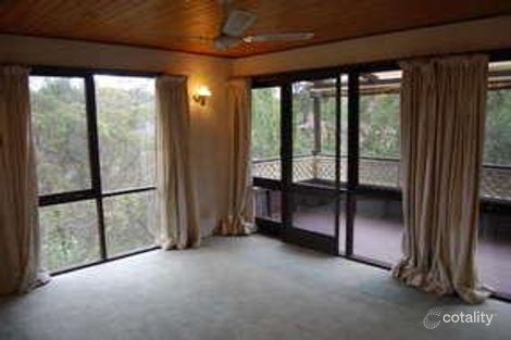 Property photo of 29 St Helens Avenue Mount Kuring-Gai NSW 2080