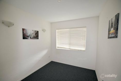 Property photo of 2/8 Roseberry Street Gladstone Central QLD 4680