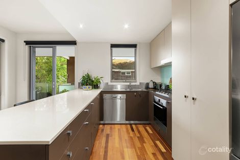 Property photo of 16/78 Holyrood Street Hampton VIC 3188