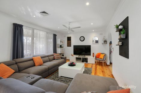 Property photo of 17 Rodbrough Crescent Corio VIC 3214