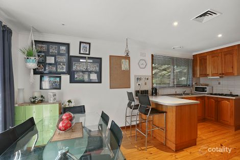 Property photo of 17 Rodbrough Crescent Corio VIC 3214