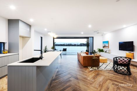 Property photo of 1/81 Edinburgh Road Benowa QLD 4217