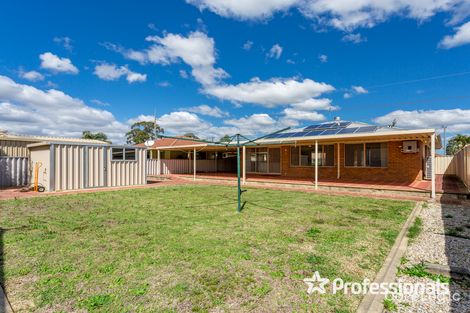 Property photo of 30 Seminole Gardens Seville Grove WA 6112