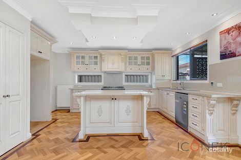Property photo of 10 Narin Court Epping VIC 3076