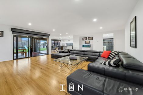 Property photo of 9 Reflections Boulevard Clyde North VIC 3978