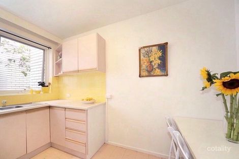 Property photo of 4/13 Clapperton Street Bentleigh VIC 3204
