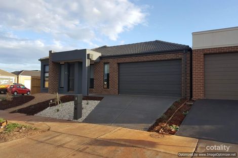 Property photo of 1 Meighen Circuit Melton South VIC 3338