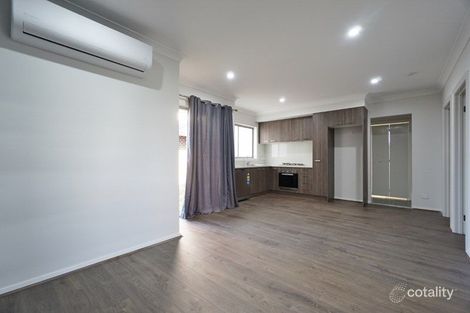 Property photo of 33 Carney Crescent Tallawong NSW 2762