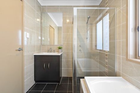 Property photo of 10 Infantry Street Jordan Springs NSW 2747