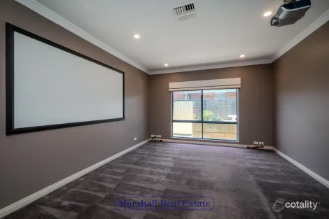 Property photo of 8 Newgain Crescent Carramar WA 6031