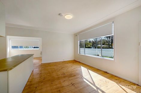 Property photo of 250 Lakedge Avenue Berkeley Vale NSW 2261