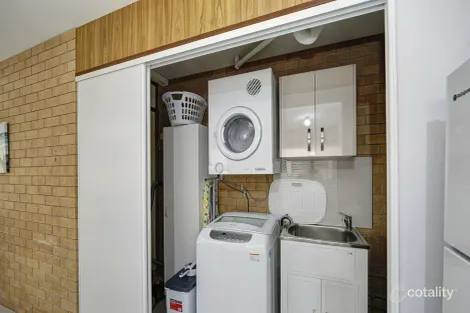 Property photo of 4/35 Miller Street Bargara QLD 4670