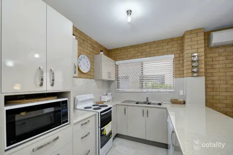 Property photo of 4/35 Miller Street Bargara QLD 4670