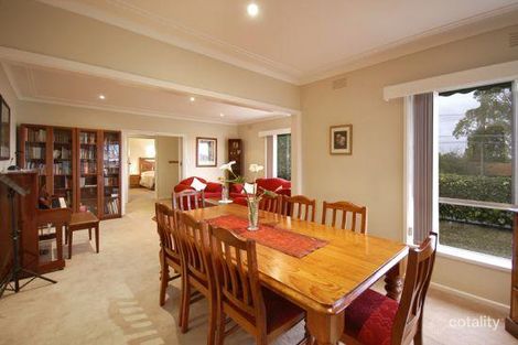 Property photo of 185 Watsonia Road Watsonia VIC 3087