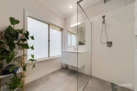 Property photo of 35 Lloyd Court Heritage Park QLD 4118