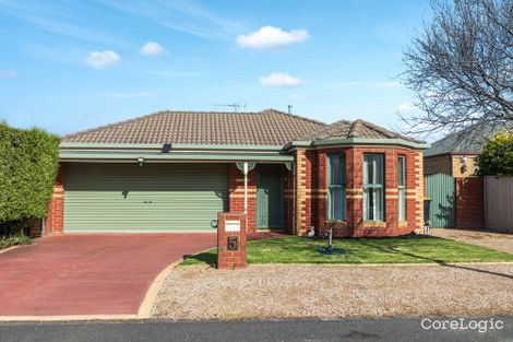 Property photo of 5 Dodd Lane Caroline Springs VIC 3023