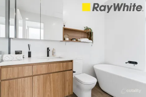 Property photo of 1 Jenola Lane Woolooware NSW 2230