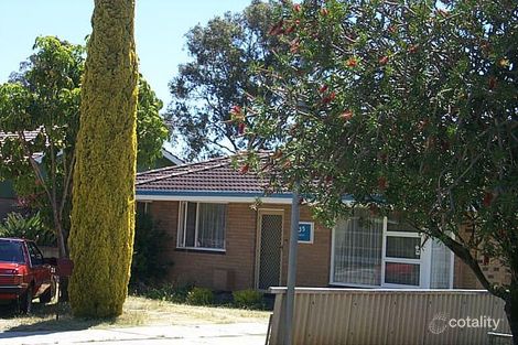 35 Friar Rd, Armadale, WA 6112