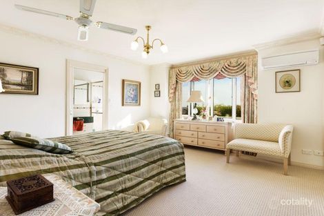 9 Acacia Pl, Burwood, VIC 3125