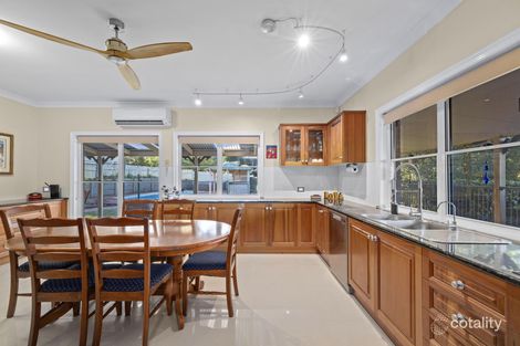 Property photo of 22 Niddrie Drive Middle Ridge QLD 4350