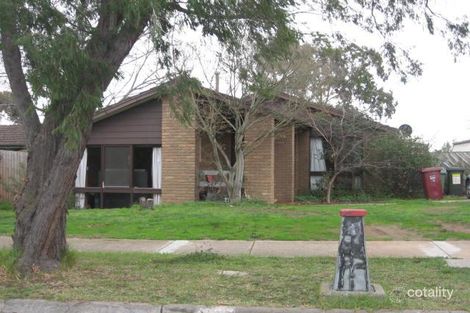 33 Lyndhurst Rd, Gladstone Park, VIC 3043