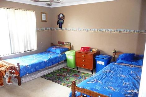 Property photo of 19 Salmon Gum Crescent Chittering WA 6084