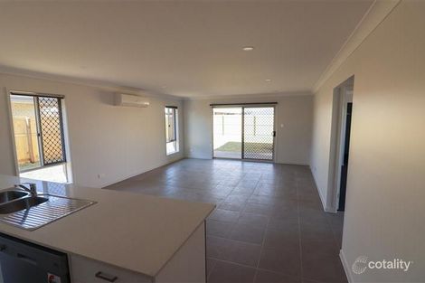 Property photo of 46 Cambridge Circuit Yarrabilba QLD 4207