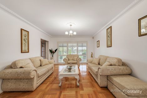 Property photo of 12 Newlands Crescent Doncaster East VIC 3109