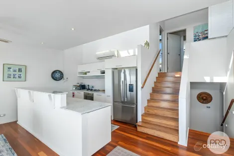 Property photo of 14/26 One Mile Close Boat Harbour NSW 2316