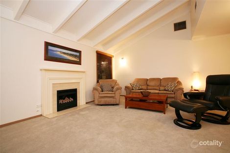 Property photo of 1 Grevillia Drive Mill Park VIC 3082