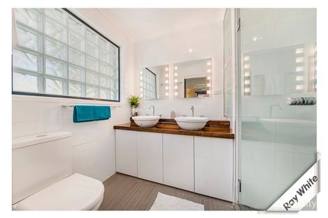 Property photo of 8 Allitt Place Banks ACT 2906