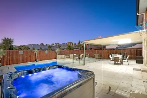 Property photo of 483 Gainsborough Drive Pimpama QLD 4209