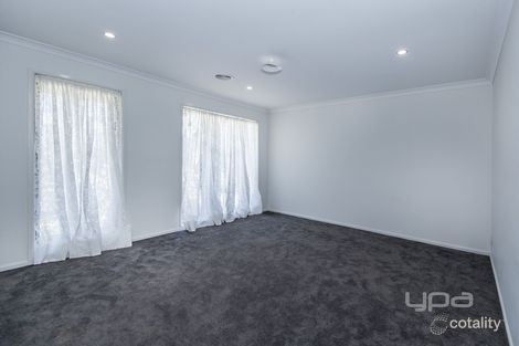 Property photo of 13 Pellets Road Wyndham Vale VIC 3024