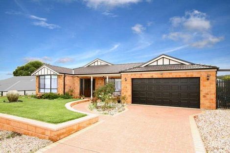 6 Golden Elm Ct, Kilmore, VIC 3764