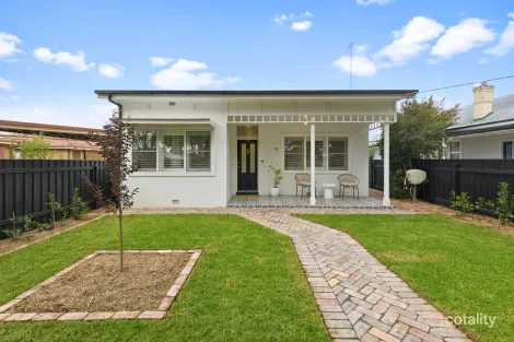 52 Crampton St, Wagga Wagga, NSW 2650