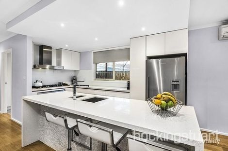 Property photo of 2 Fenfield Street Altona VIC 3018