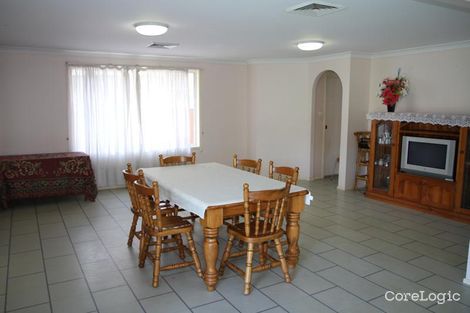Property photo of 39 Nottingham Crescent Chipping Norton NSW 2170