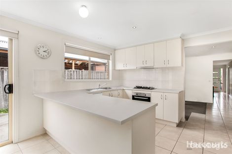 Property photo of 21 Charlbury Crescent Cranbourne North VIC 3977