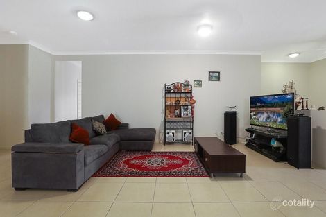 Property photo of 16 Crows Ash Place Kuluin QLD 4558