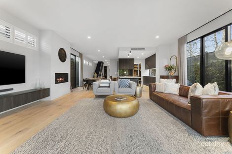 Property photo of 8A Rugby Road Hughesdale VIC 3166