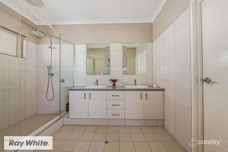 Property photo of 5 Chalkwell Bend Landsdale WA 6065