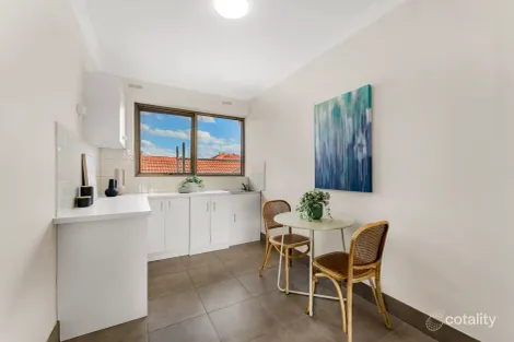 Property photo of 11 Olinda Avenue Springvale VIC 3171