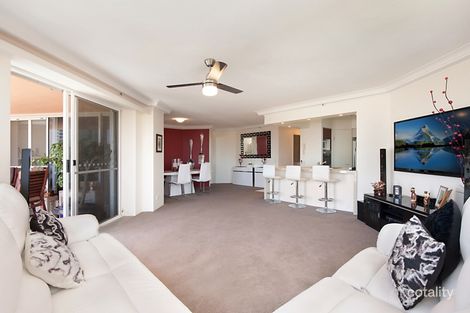 Property photo of 23/129 Surf Parade Broadbeach QLD 4218