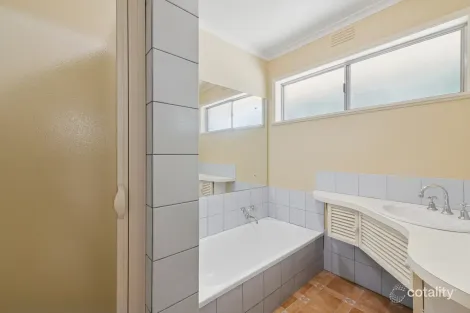 Property photo of 23 Dimora Avenue Camperdown VIC 3260