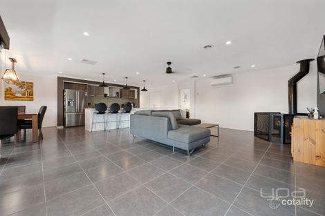Property photo of 12 Lilac Court Harkness VIC 3337