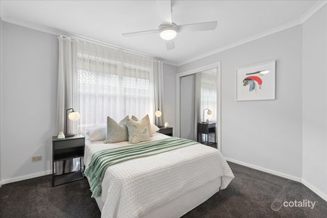 Property photo of 5 Nickson Close Dingley Village VIC 3172